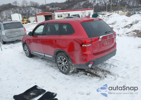 2018 Mitsubishi Outlander Es z USA, uszkodzony, nr VIN JA4AD2A30JZ052278